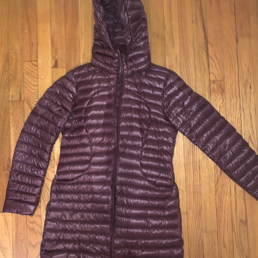 Lululemon Pack it Down Coat Shine